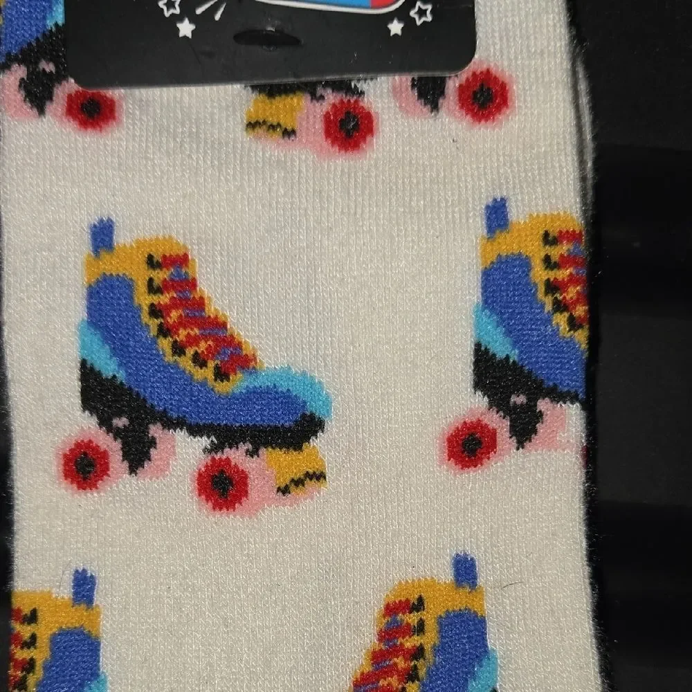 🖤5/$20🖤 Roller Skate Socks - Cream and Blue